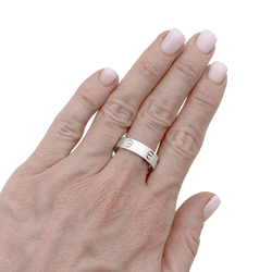 Bague CARTIER, "Love Classique" en or blanc - Castafiore