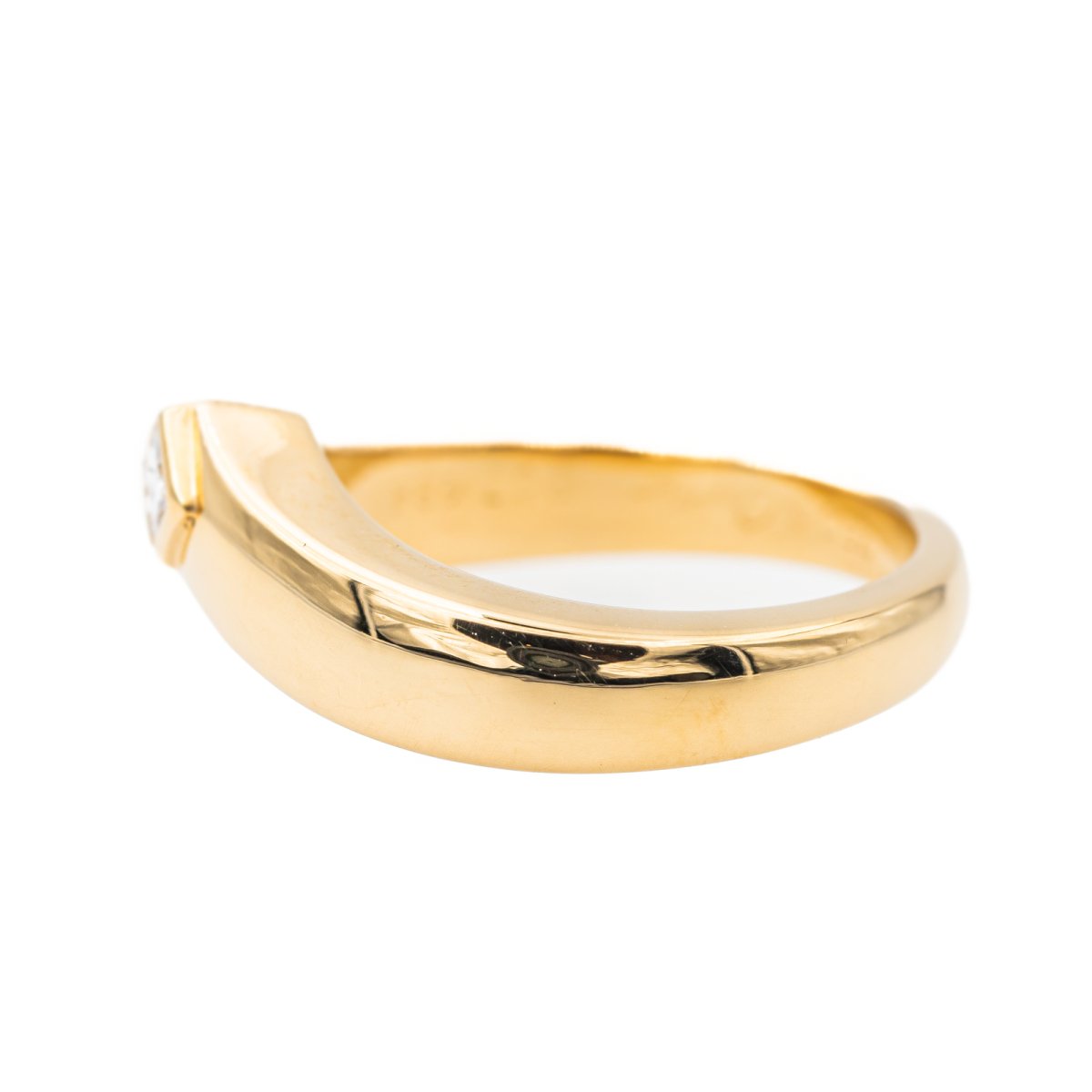 Bague CARTIER "Solitaire Triangle" en or jaune et diamant - Castafiore