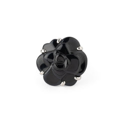 Bague CHANEL "Camélia" en or blanc et onyx - Castafiore