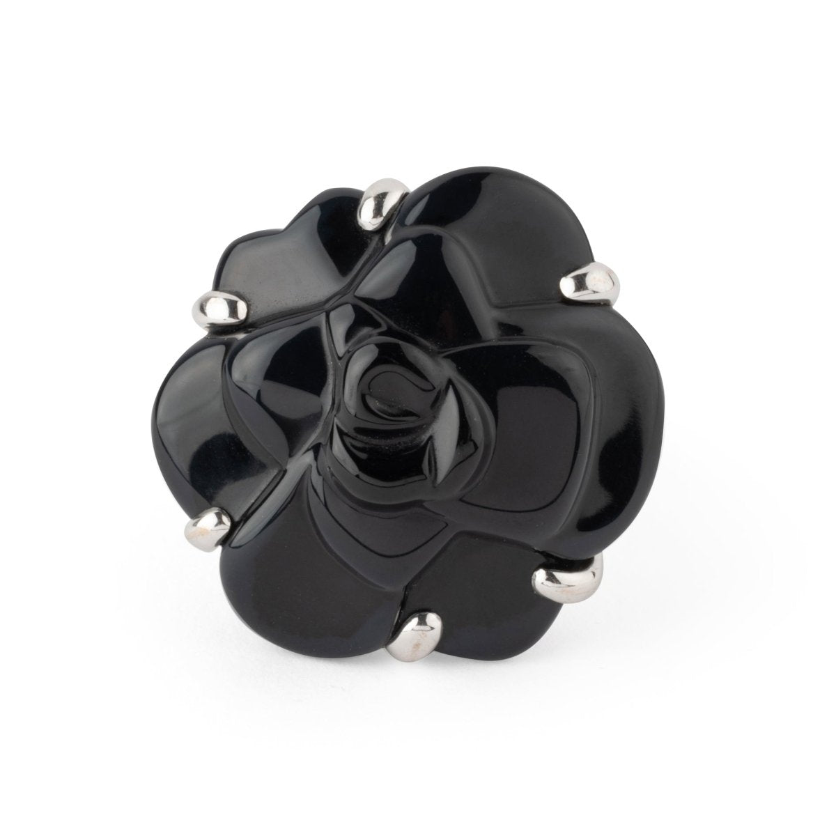 Bague CHANEL "Camélia" en or blanc et onyx - Castafiore