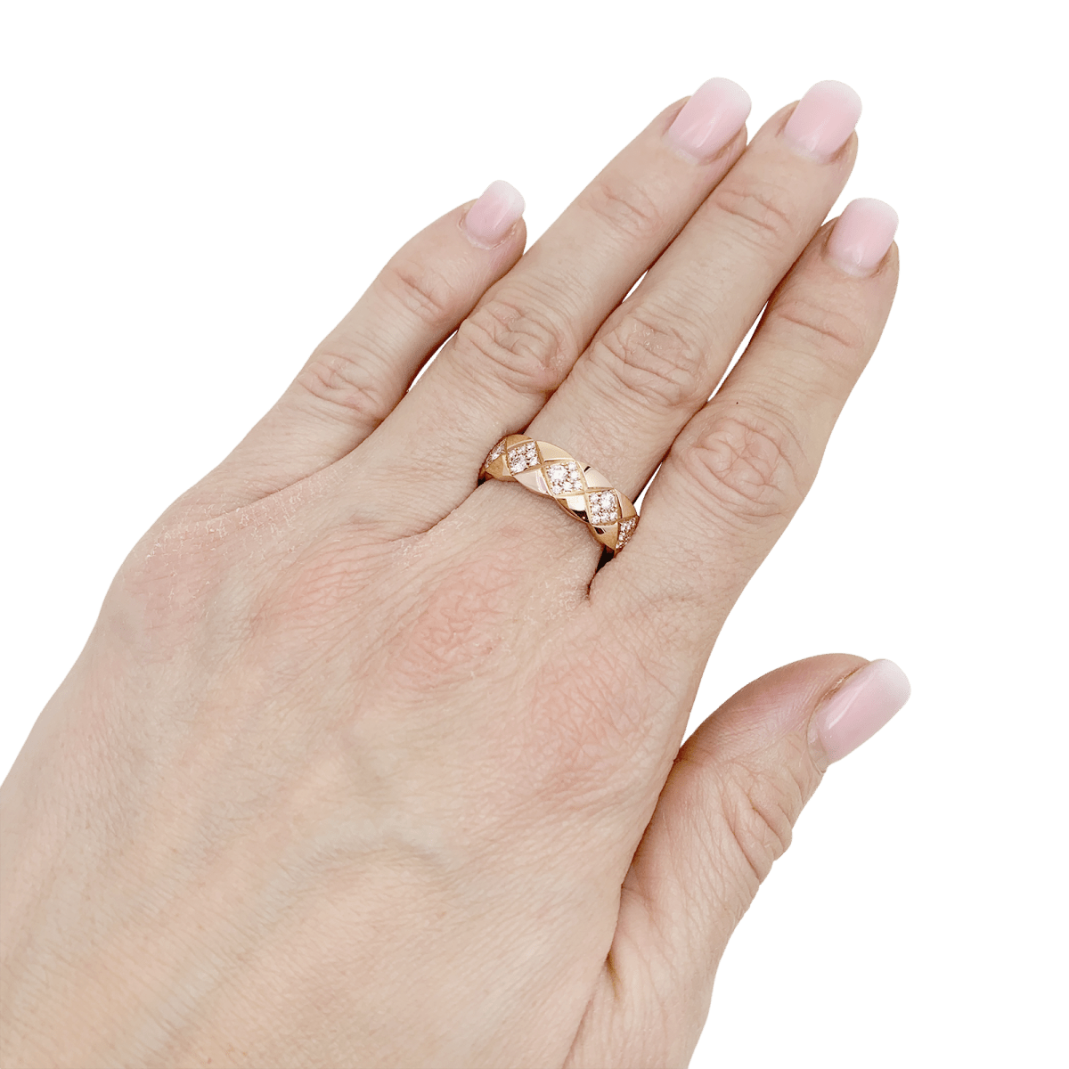 Bague CHANEL, "Coco Crush", en or beige et diamant - Castafiore