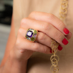Bague CHANEL "Coco" en or jaune, améthyste, aigues - marines et péridots - Castafiore