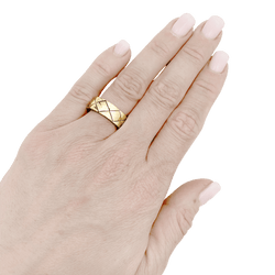 Ring Chanel, "Matelassé", yellow gold.