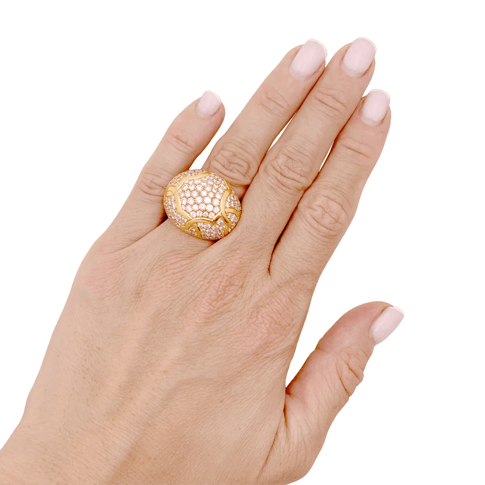 Bague CHANEL "Profil de Camélia" en or jaune et diamants - Castafiore