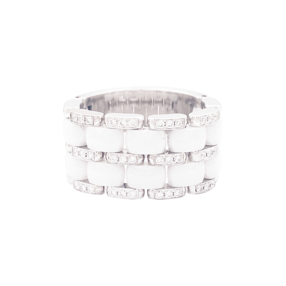 Bague CHANEL, "Ultra", or blanc, céramique blanche et diamants. - Castafiore