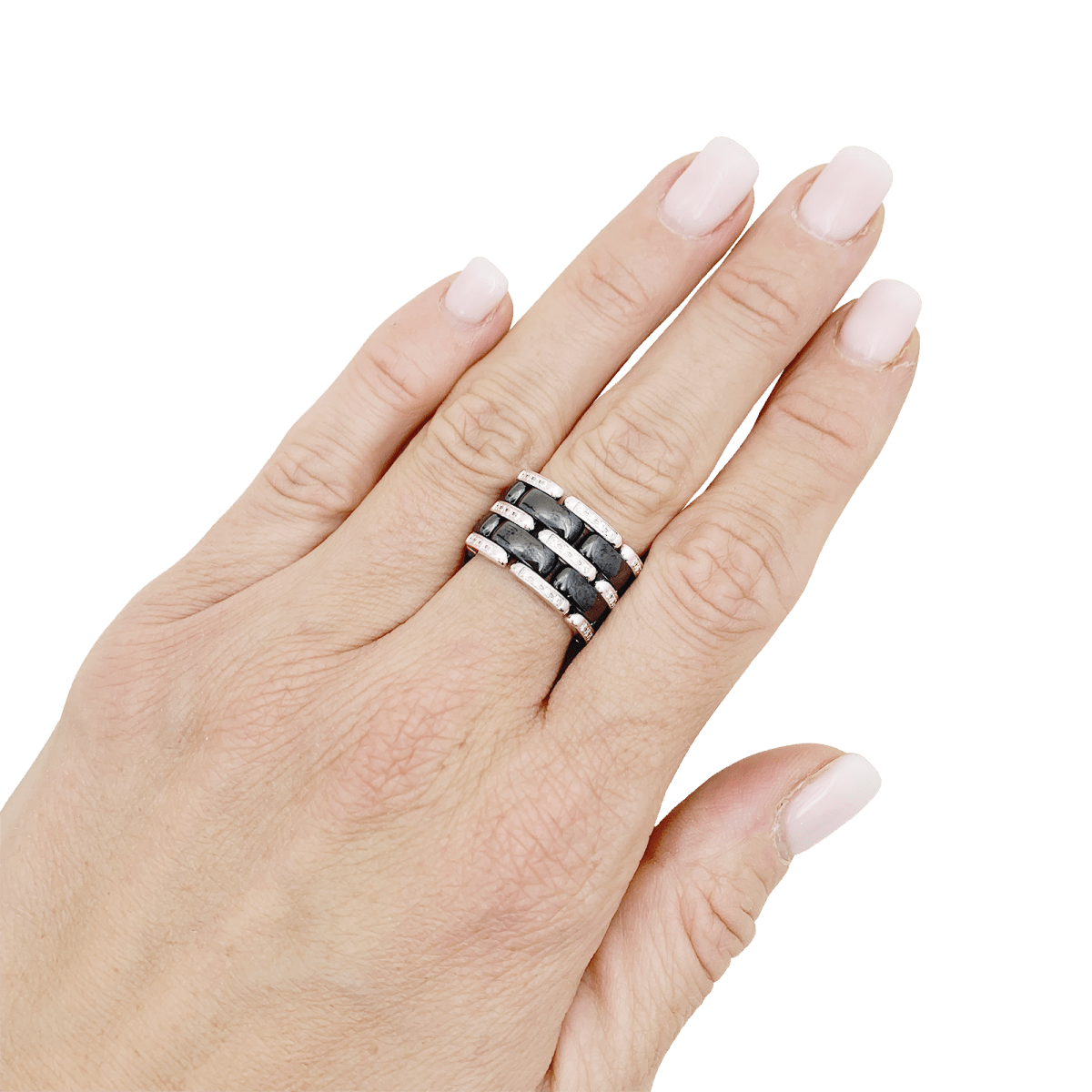 Bague Chanel,"Ultra", en or blanc, céramique noire et diamants. - Castafiore