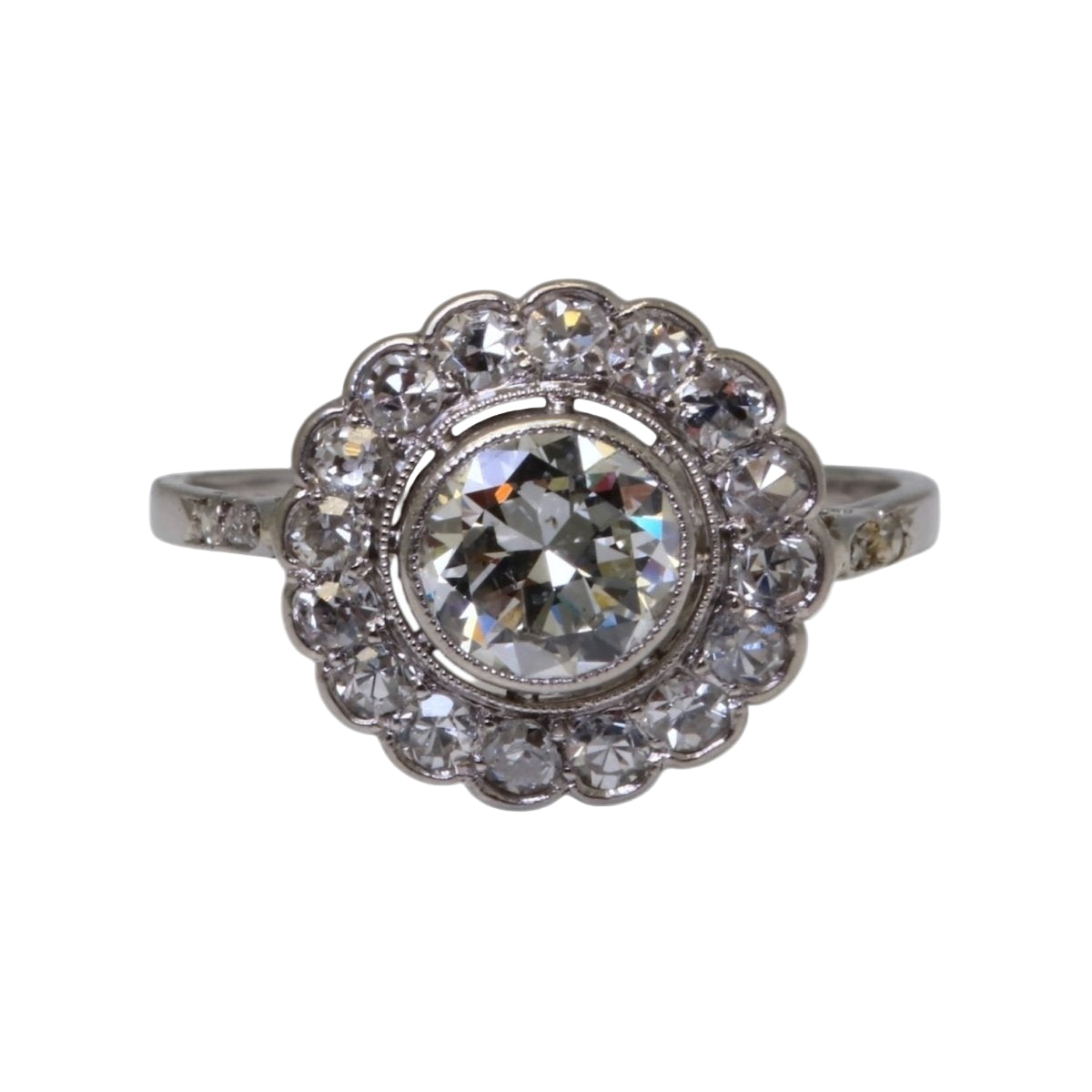 Bague Charmante en platine et diamants - Castafiore