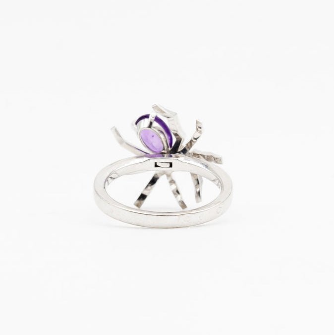 Bague CHAUMET Araignée "Attrape moi si tu m'aimes" en or blanc, améthyste, saphir rose et diamants - Castafiore