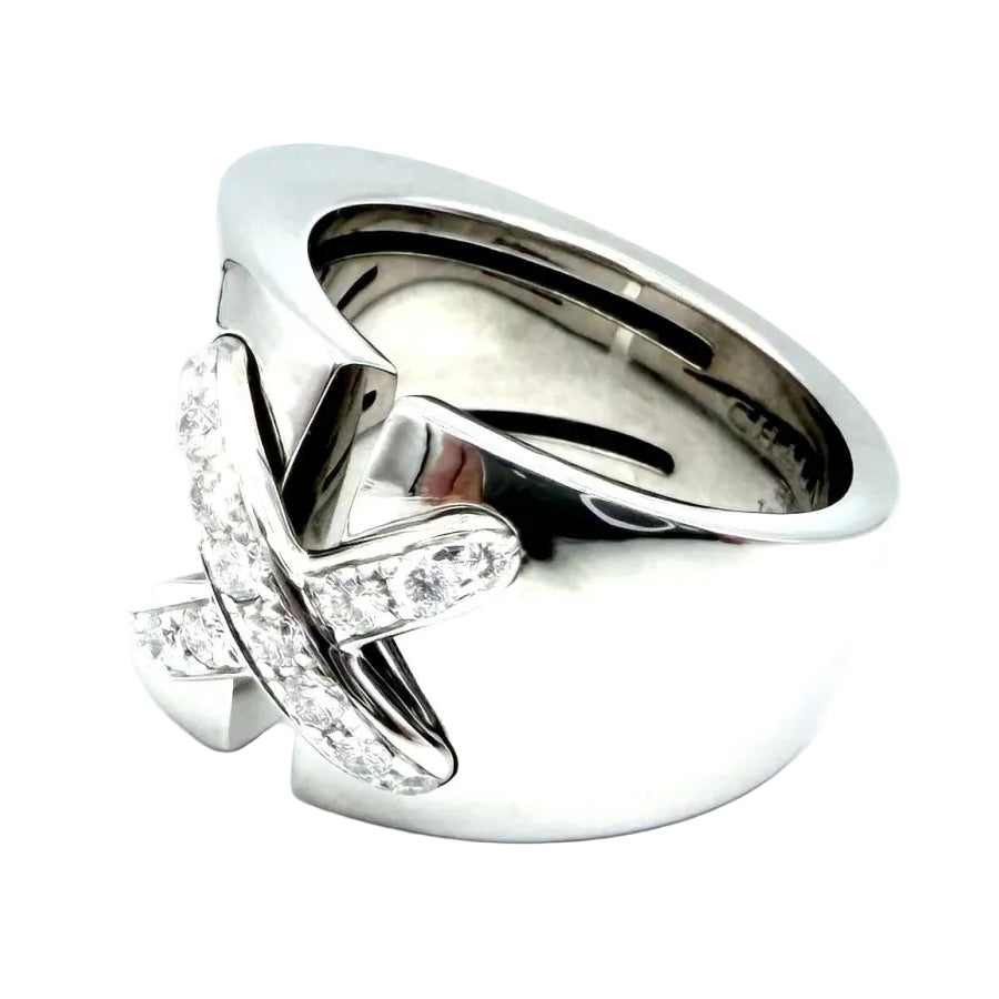 Bague CHAUMET. Collection "Liens" en or blanc et diamants - Castafiore