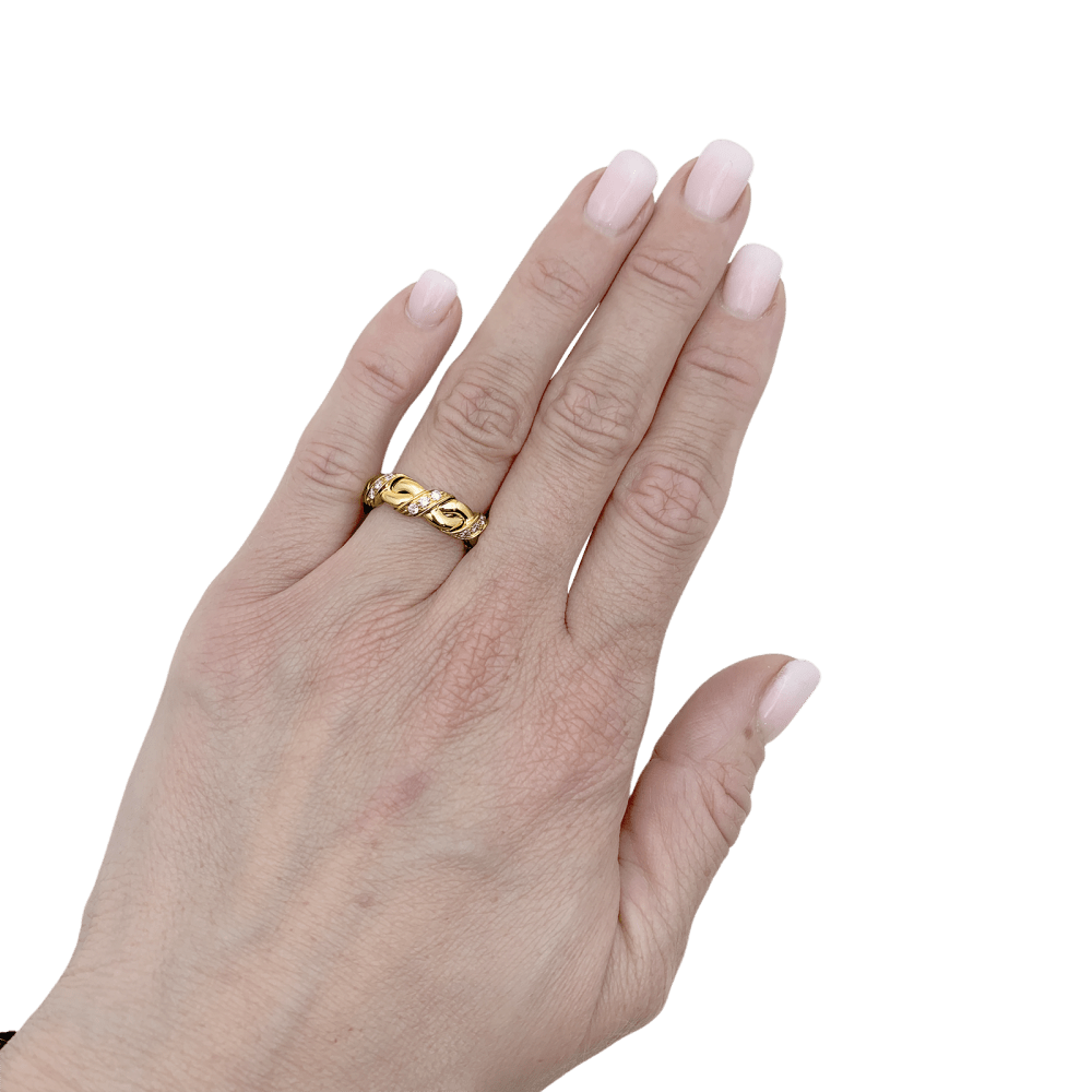 Ring Chaumet, "Tresse", yellow gold and diamonds.