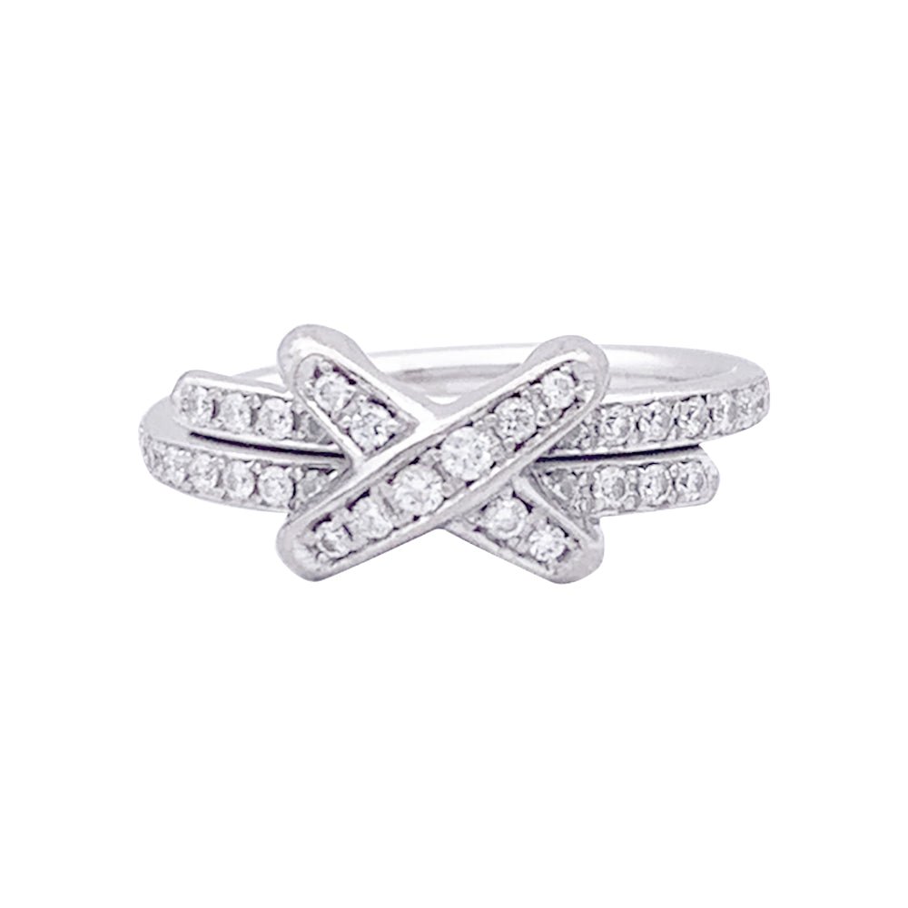 Bague Chaumet "Jeux de Liens" or blanc, diamants. - Castafiore