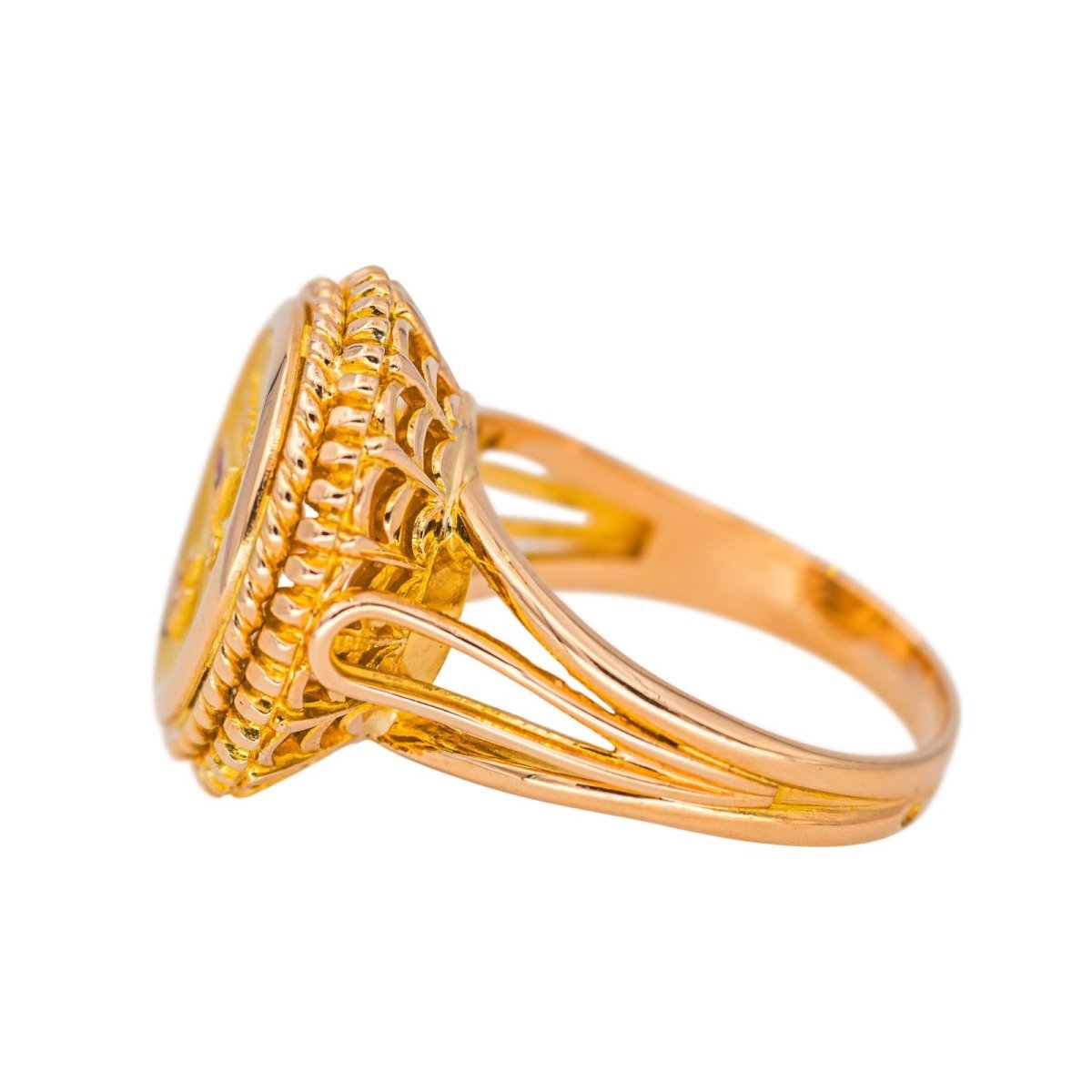 Bague Chevalière AUGIS en or jaune, rubis et diamant - Castafiore