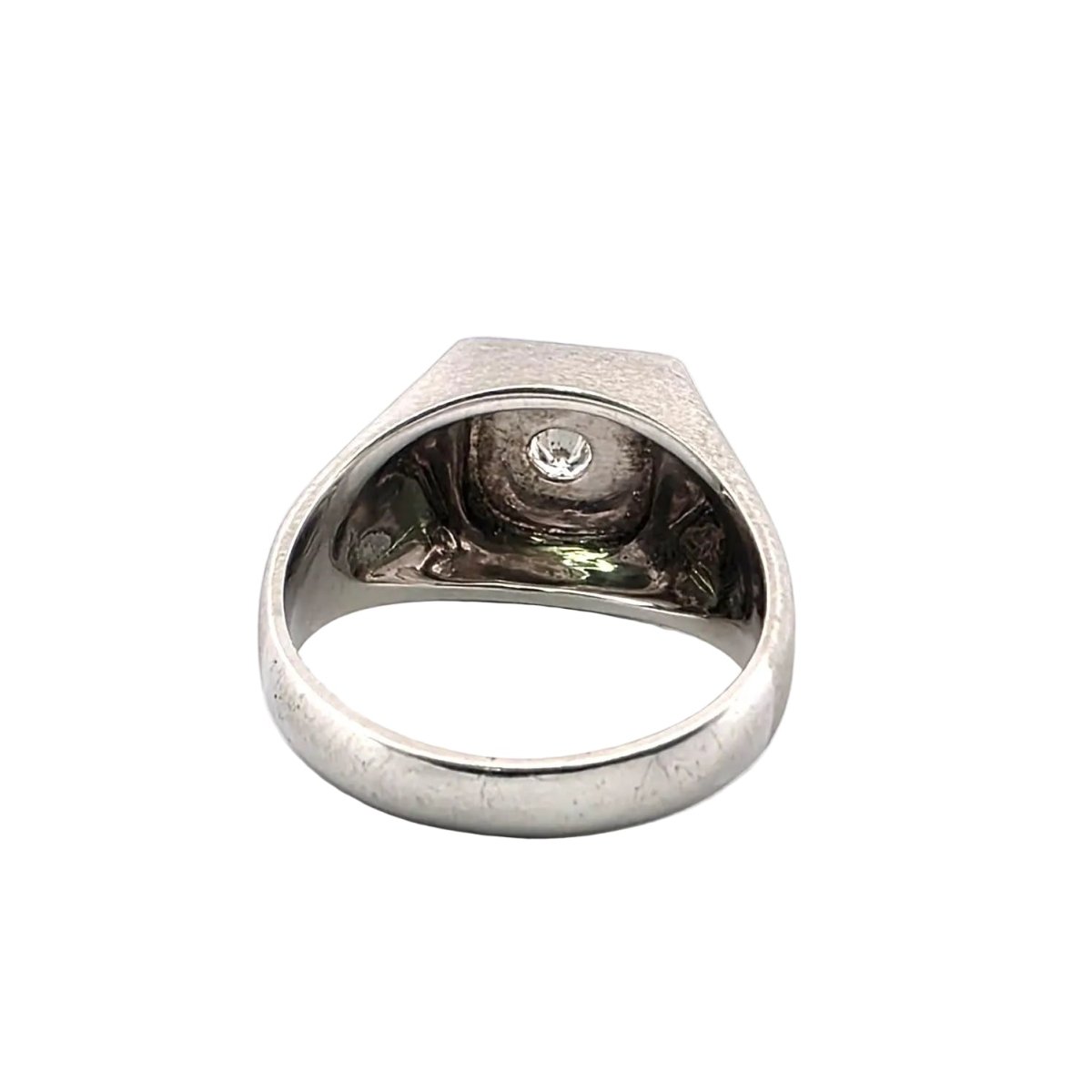 Bague Chevalière en or blanc, émail et diamant - Castafiore