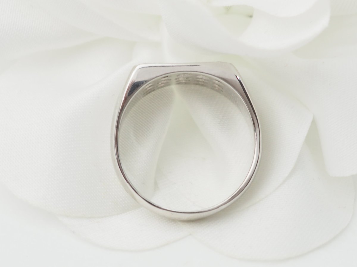 Bague chevalière en or blanc et diamants - Castafiore