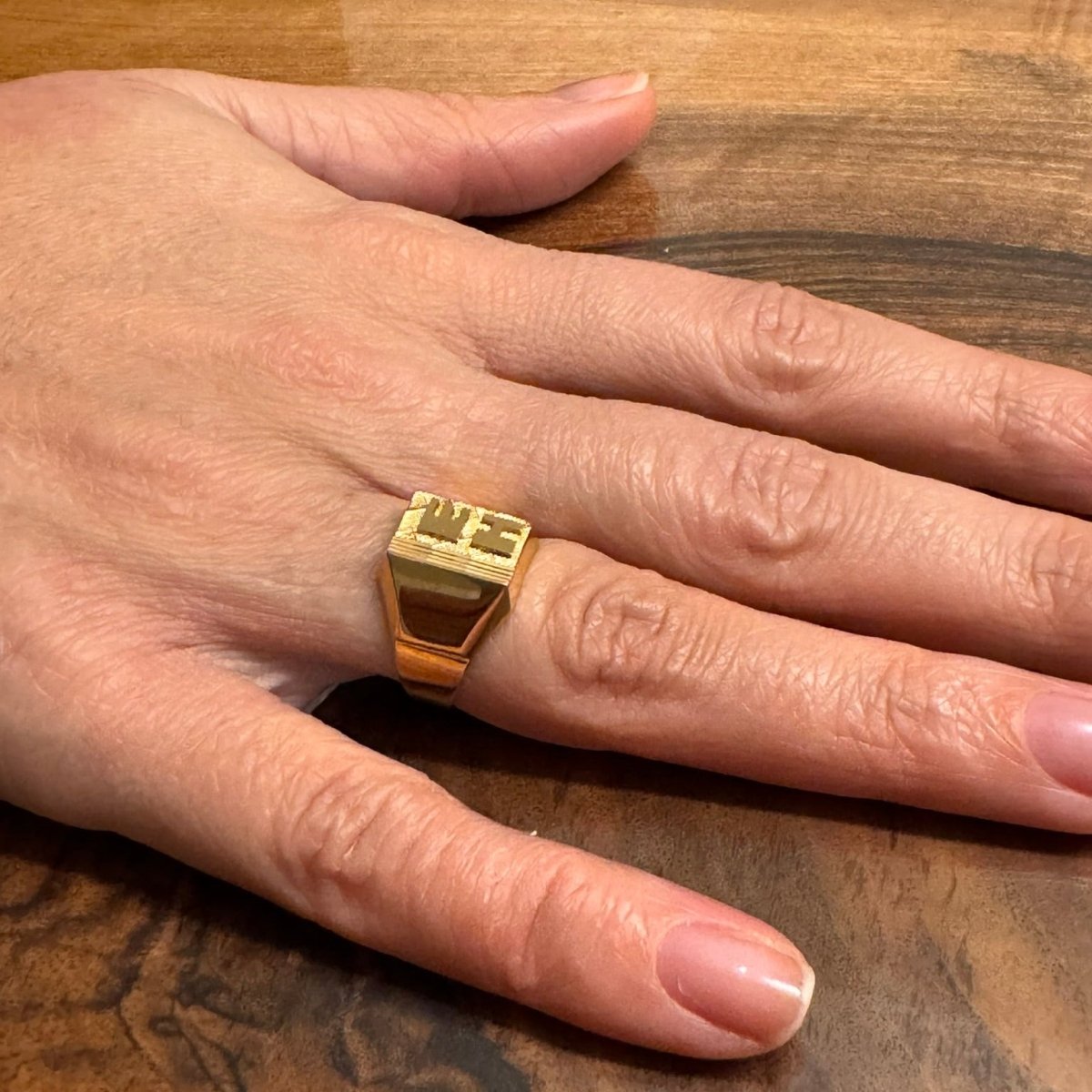 Bague Chevalière en or champagne - Castafiore