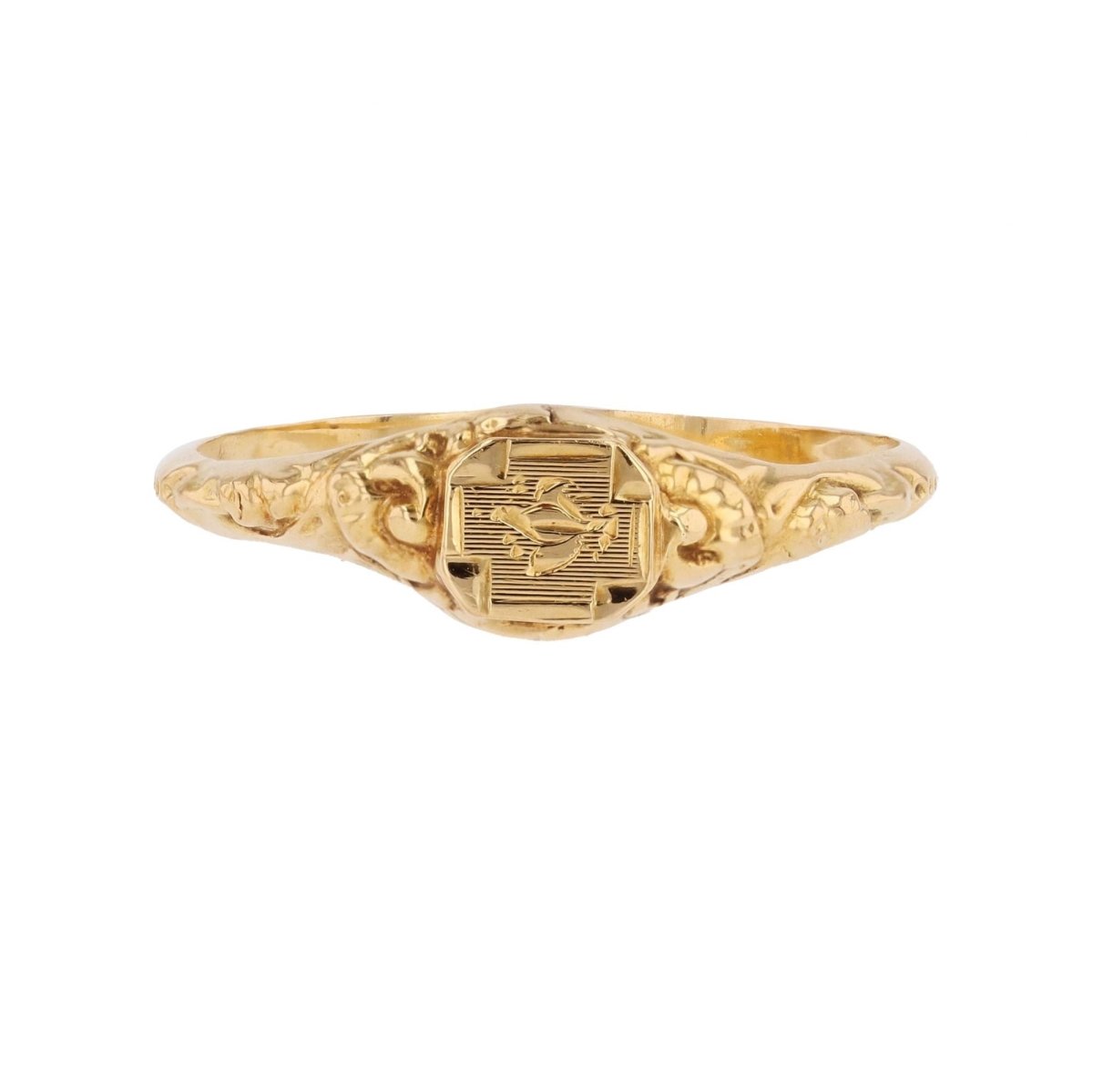 Antique signet ring yellow gold chiseled