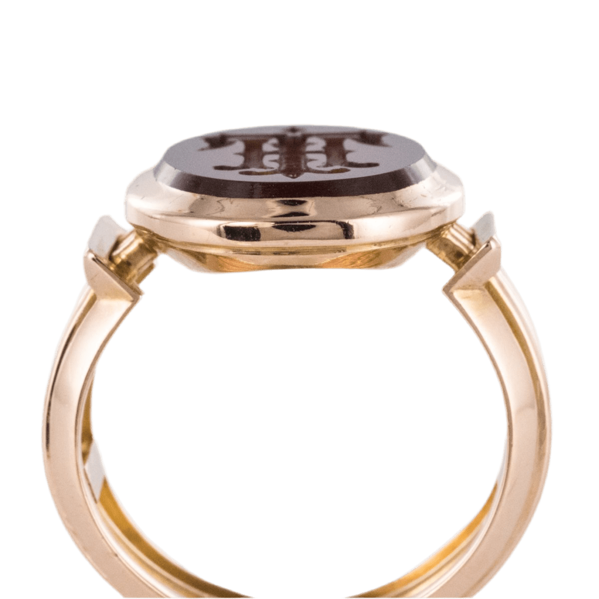 Bague Chevalière en or jaune et cornaline - Castafiore