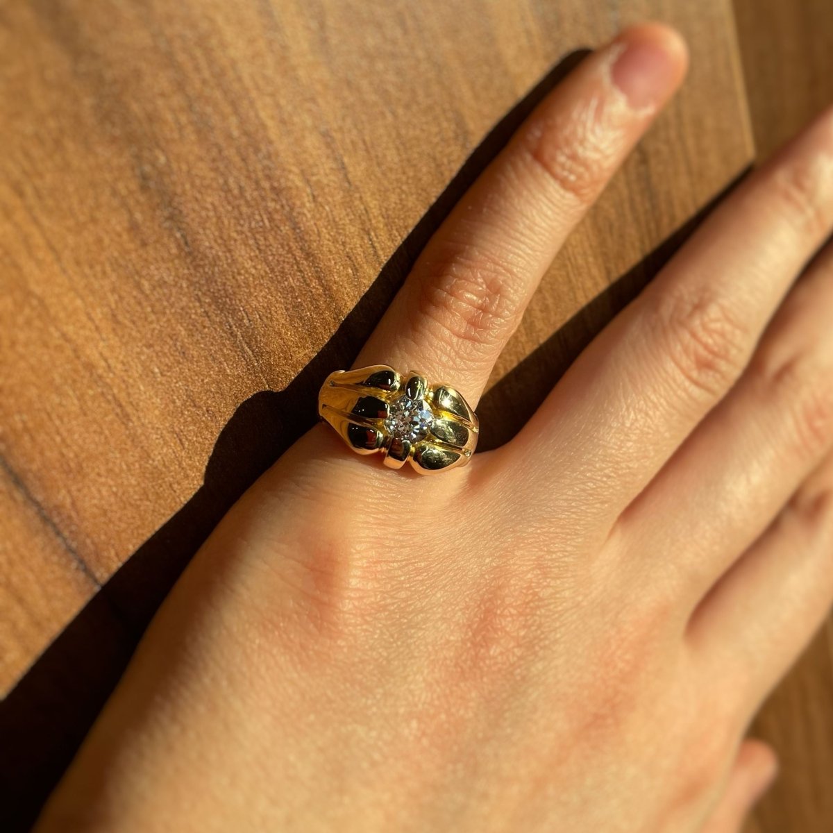 Bague Chevalière en or jaune et diamant - Castafiore