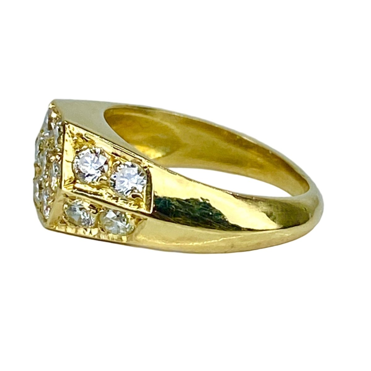 Bague Chevalière en or jaune et diamants - Castafiore