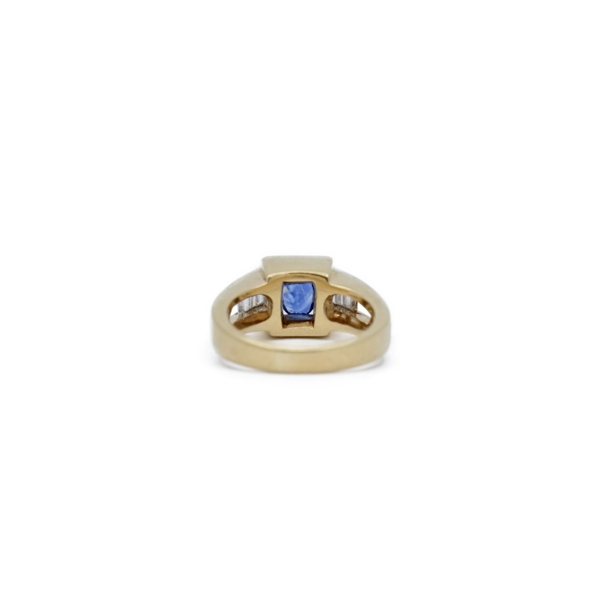 Bague chevalière en or jaune et saphir - Castafiore