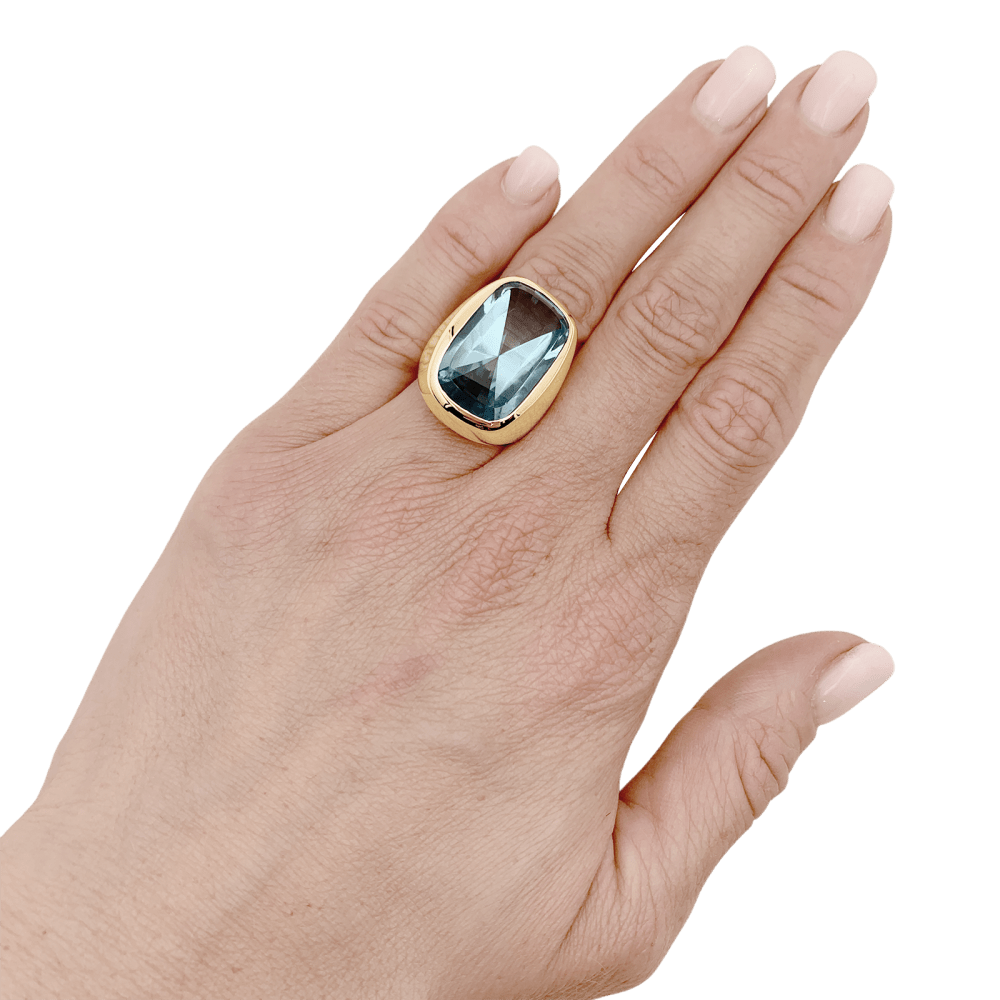 Ring yellow gold and topaz
