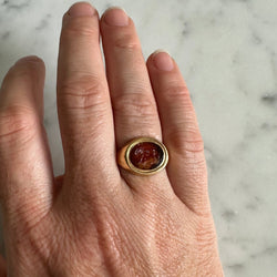Bague chevalière en or jaune et verre - Castafiore