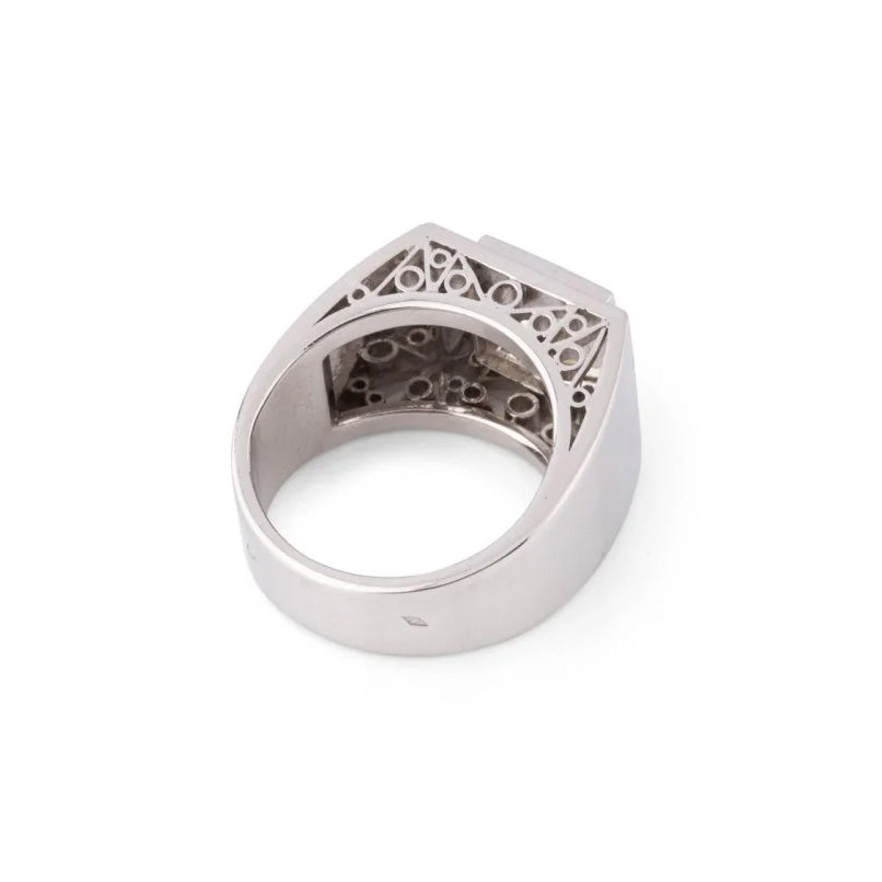 Bague Chevalière en platine et diamants
