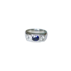 Bague Chevalière en platine, saphir, et diamants - Castafiore