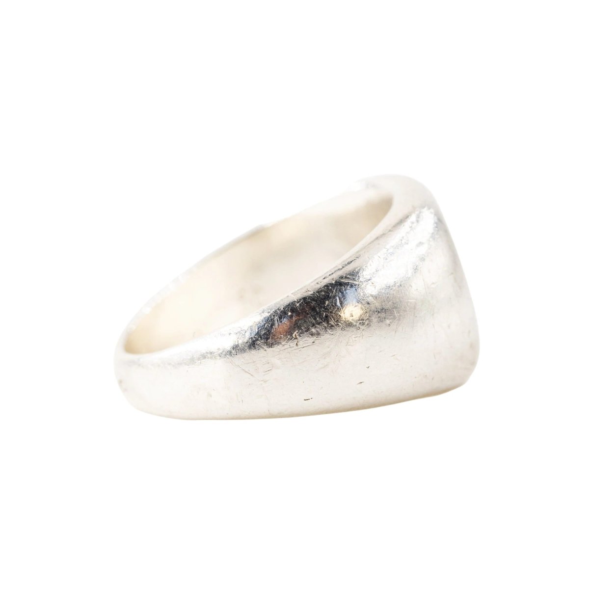 Bague Chevalière HERMÈS "Clou de selle" en argent et or jaune - Castafiore