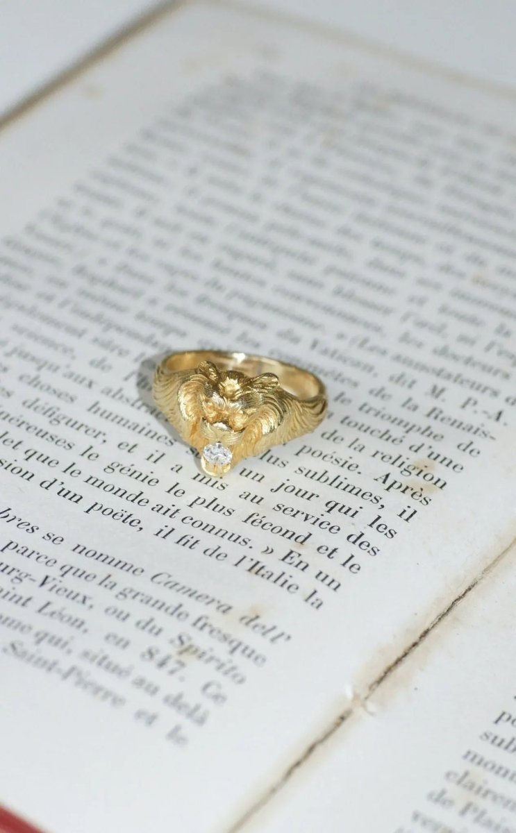 Bague Chevalière Lion Or Jaune et Diamant - Castafiore