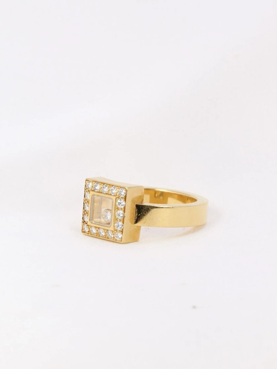 Bague Chopard Happy Diamonds carré en or et diamants - Castafiore