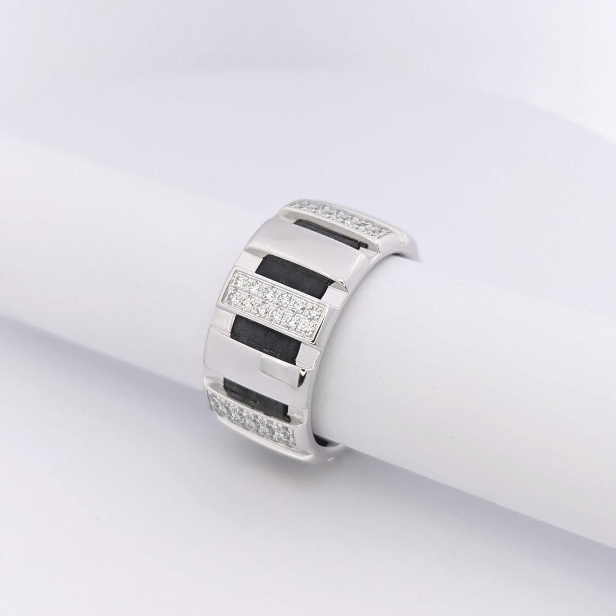 Bague Class One Chaumet or blanc et diamants - Castafiore