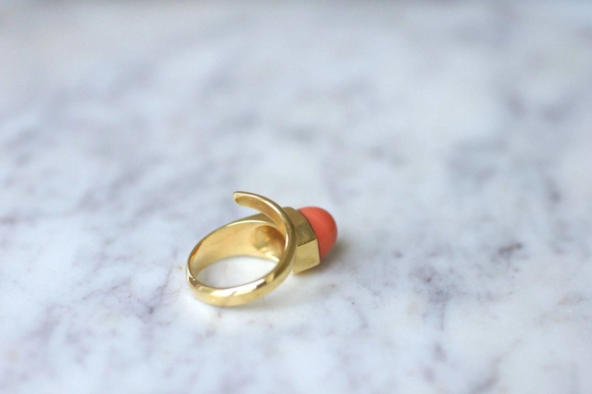 Bague clou or et corail - Castafiore
