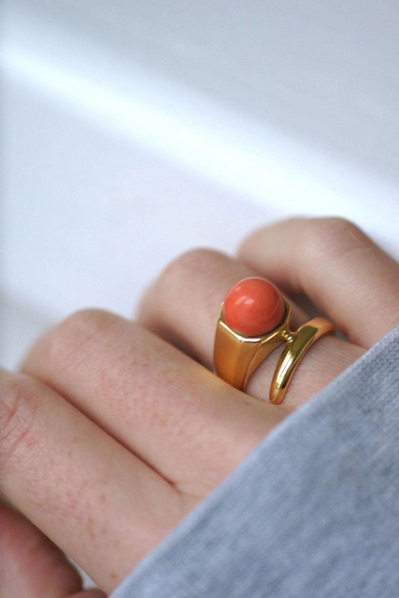 Bague clou or et corail - Castafiore