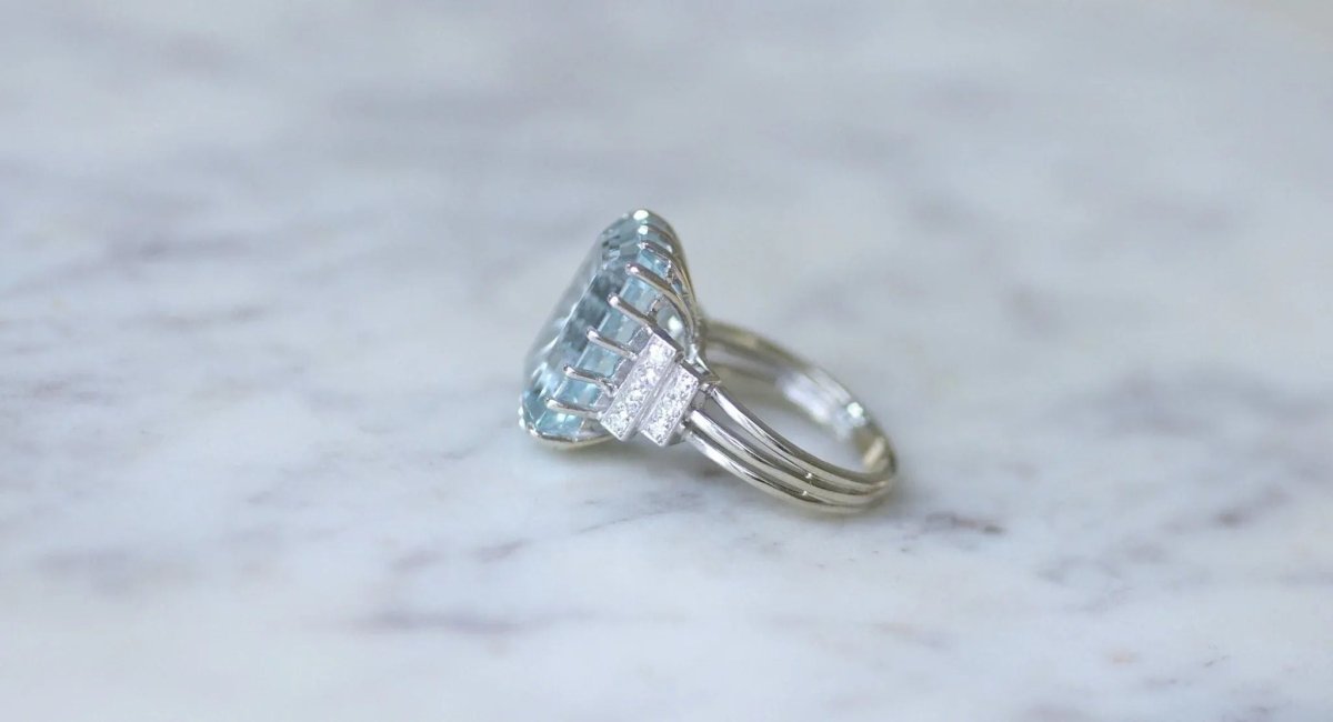 Bague Cocktail Aigue marine et diamants - Castafiore