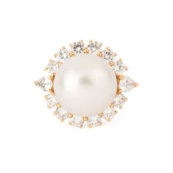Bague Cocktail Boucheron en or jaune, perle et diamants - Castafiore