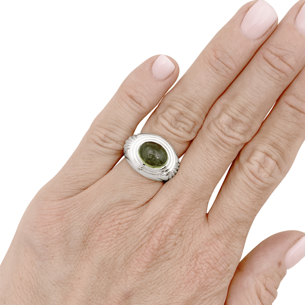 Ring Boucheron, "Jaïpur", white gold and green tourmaline.