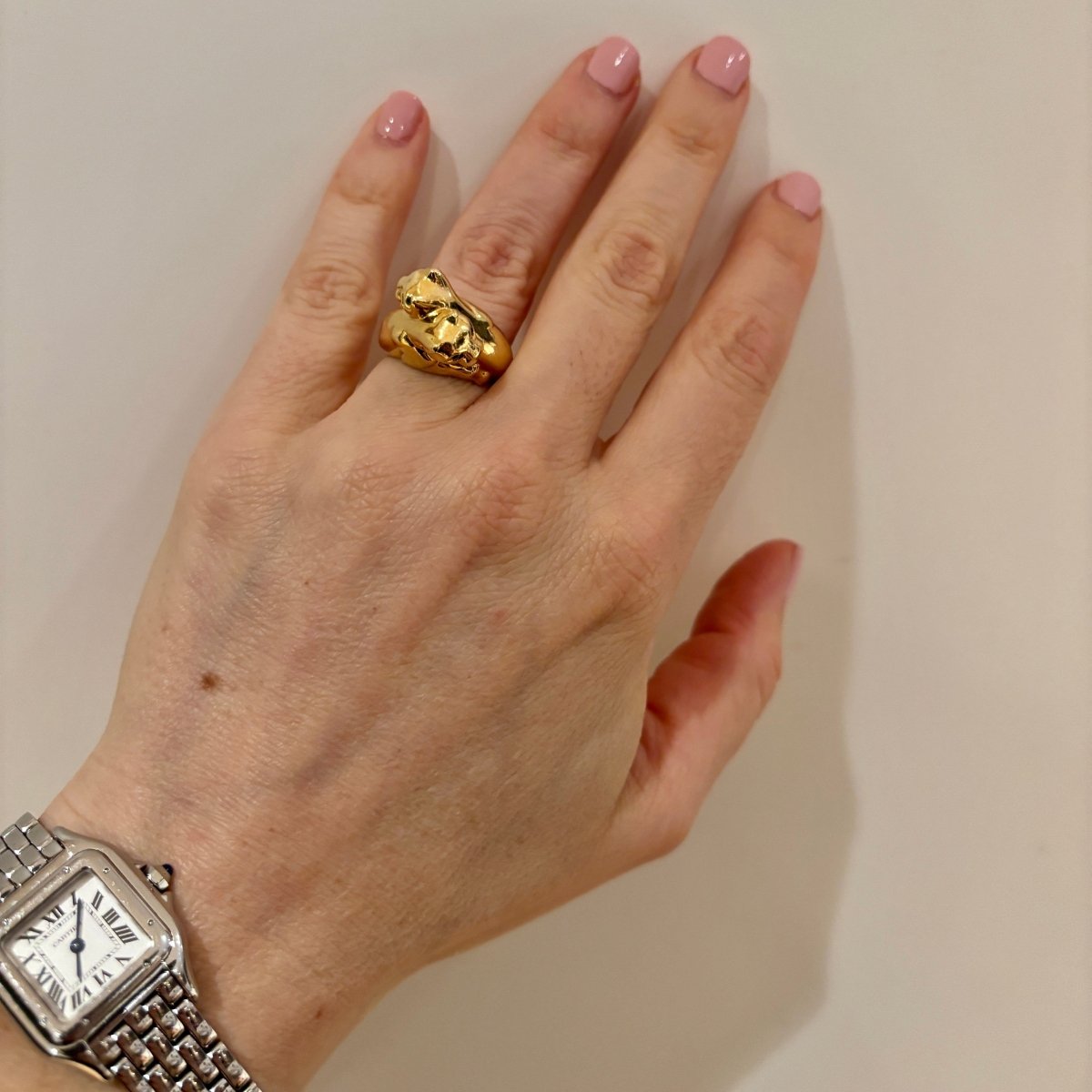 Bague Toi & Moi CARTIER Panthère en or jaune, émeraudes et onyx
