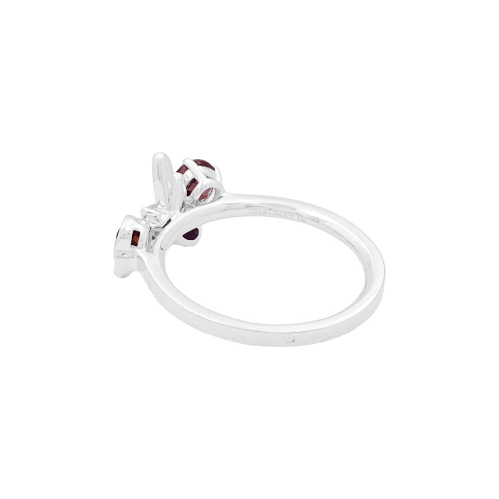 Bague Cocktail CHAUMET "Attrape - moi si tu m'aimes" en or blanc, améthyste, tourmaline, grenat et diamants - Castafiore