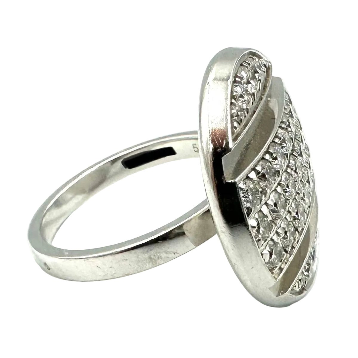 Bague Cocktail CHAUMET "Class One Croisière" en or blanc et diamants - Castafiore