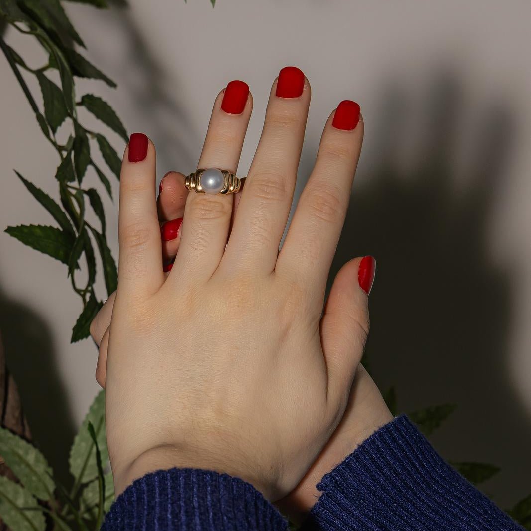 Chaumet Ring  Yellow gold Pearl
