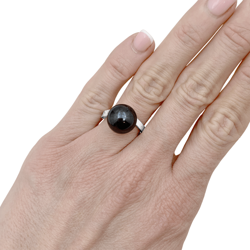 Ring Dinh Van en white gold and hematite.