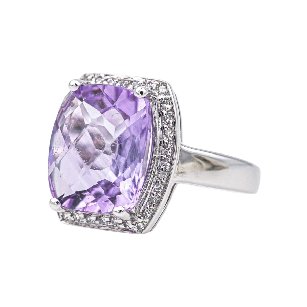 Bague Cocktail en or blanc, améthyste et diamants - Castafiore