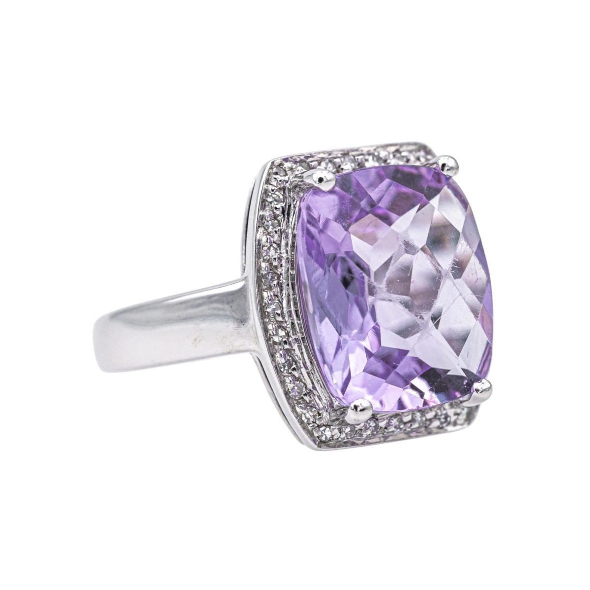 Bague Cocktail en or blanc, améthyste et diamants - Castafiore