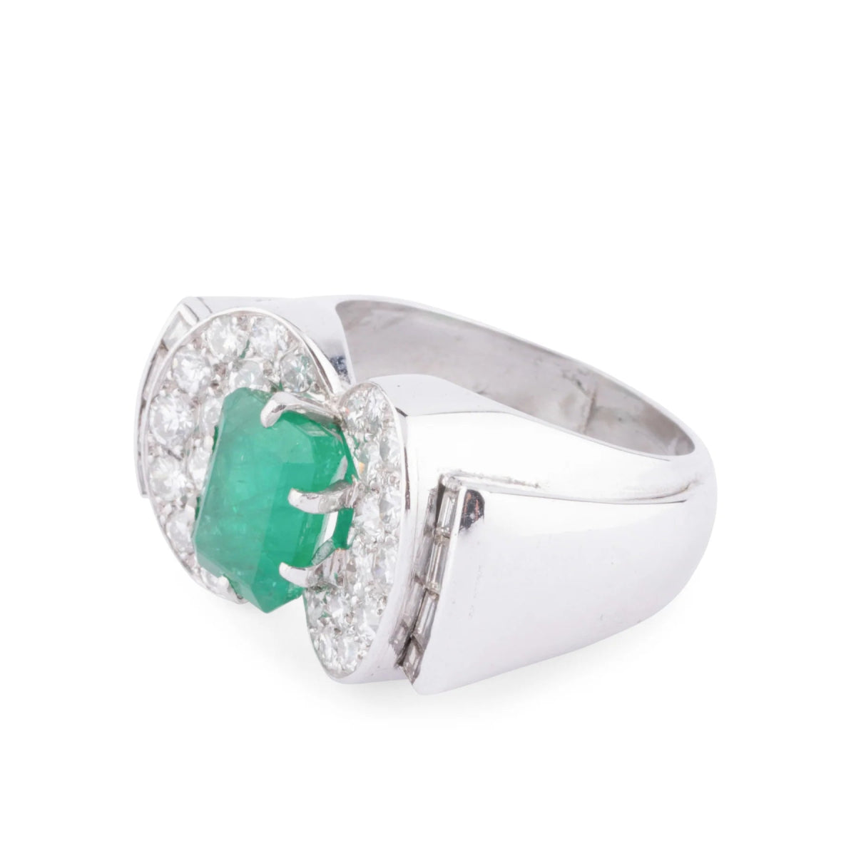 Bague Cocktail en or blanc, émeraude et diamants - Castafiore
