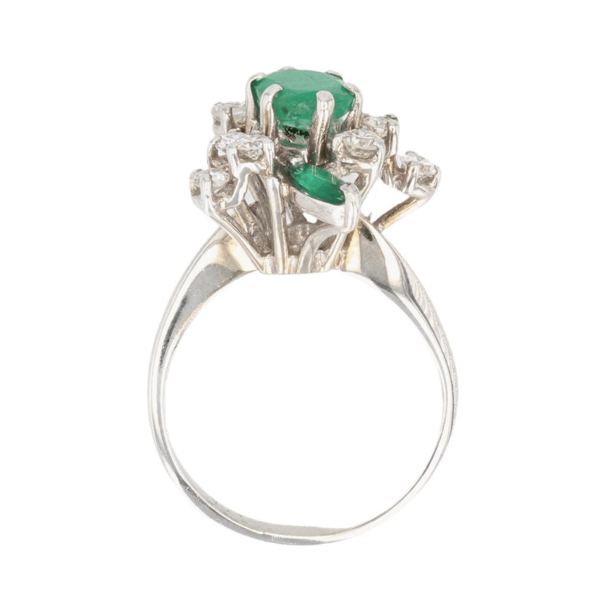 Bague Cocktail en or blanc, émeraudes et diamants - Castafiore