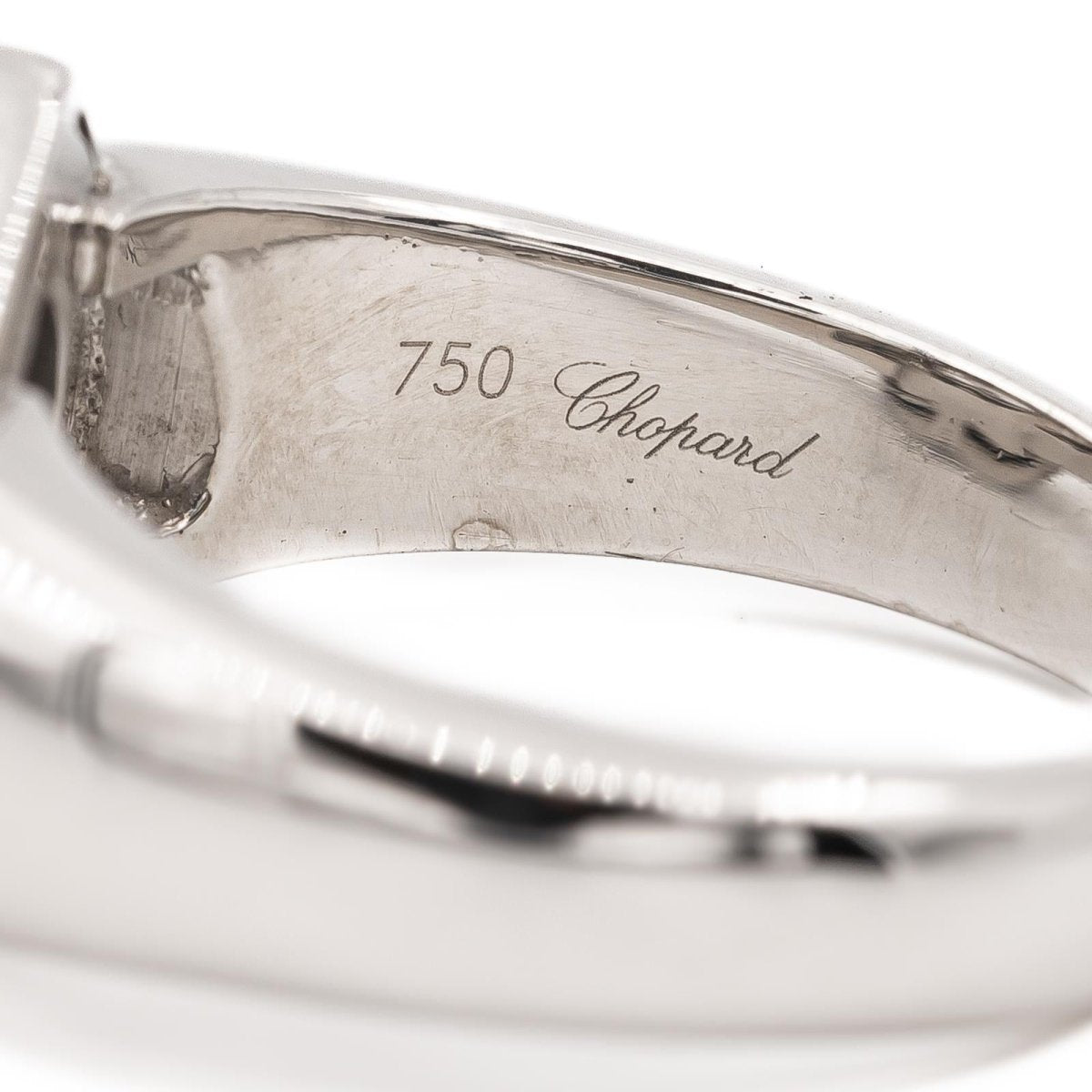 Bague Cocktail en or blanc et diamant - Castafiore