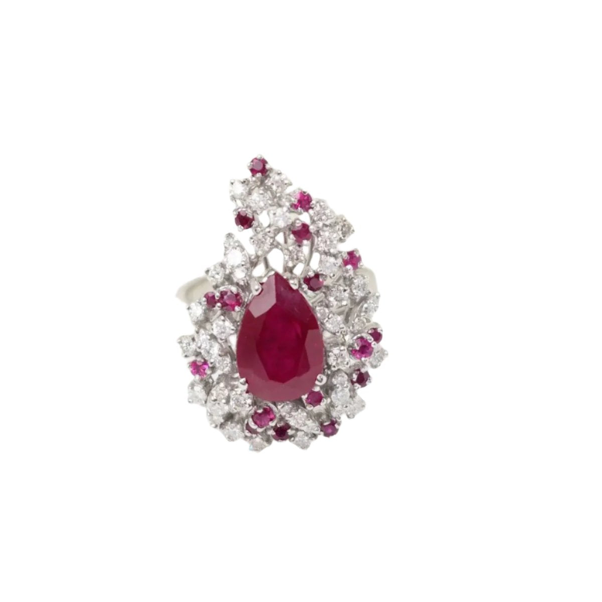 Bague cocktail en or blanc, rubis et diamants - Castafiore