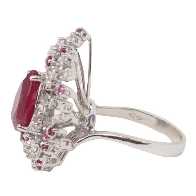 Bague cocktail en or blanc, rubis et diamants - Castafiore