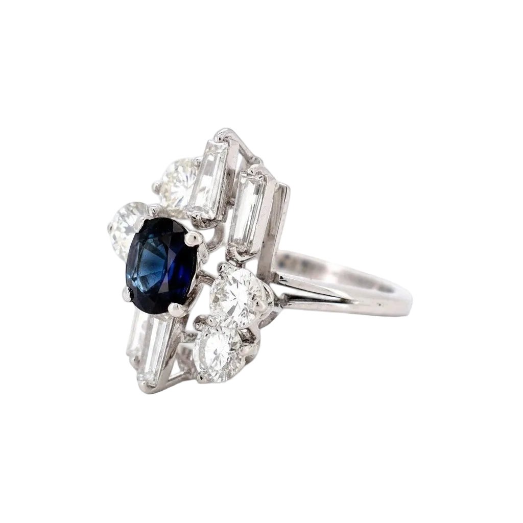 Bague Cocktail en or blanc, saphir et diamants - Castafiore